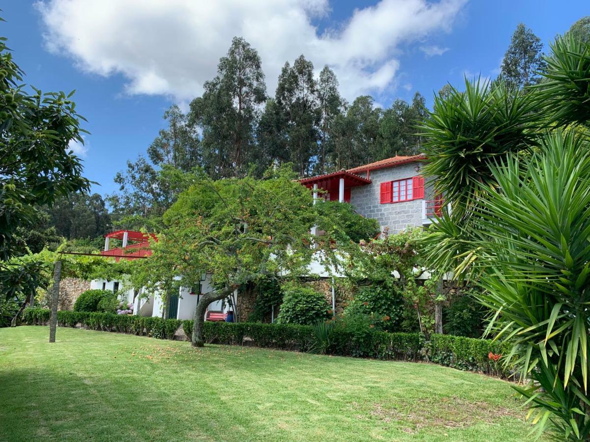 Vila Aurora Parada de Gatim エクステリア 写真