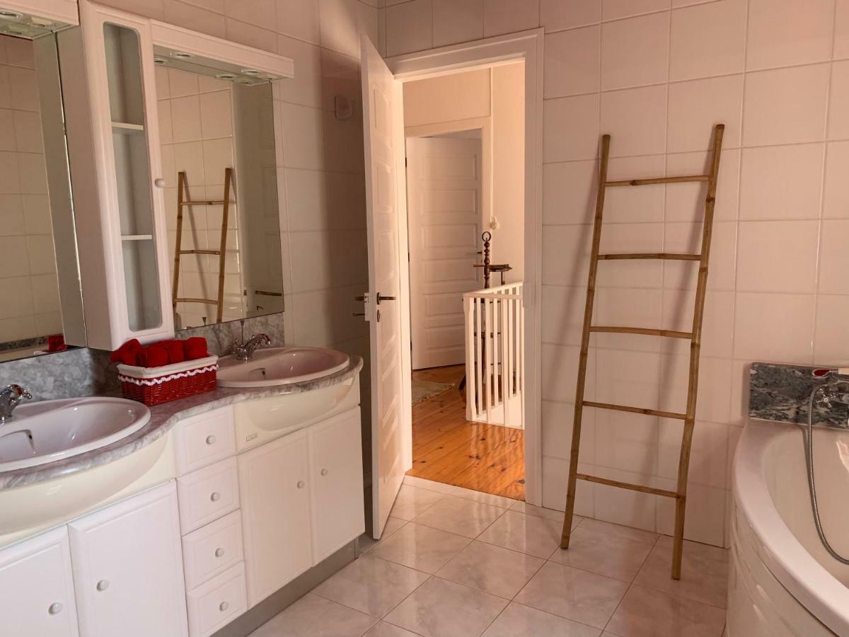 Vila Aurora Parada de Gatim エクステリア 写真